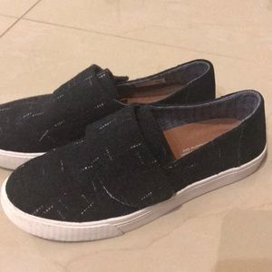 Toms Size 8